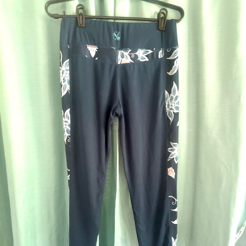 Carve Designs Leggings
